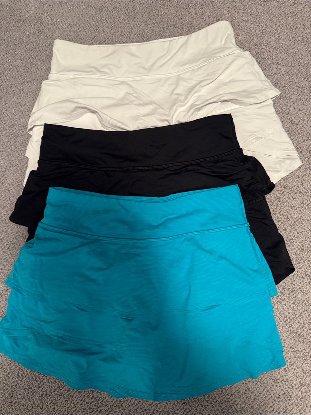 3 Athleta Girl Tiered Ruffle Skorts